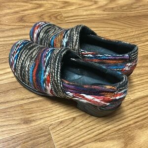 BOC Boho Multi Colored  Yarn Clogs SZ 8M